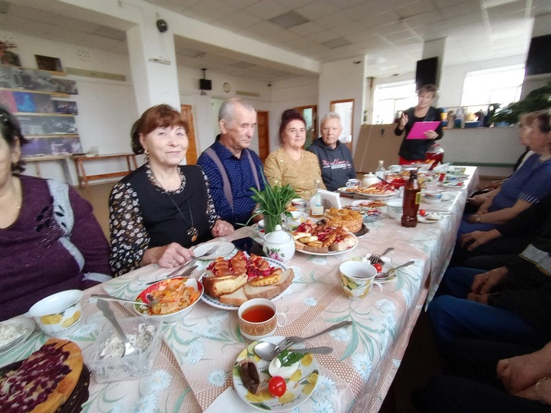 1 октября в Доме Культуры п.Югыдъяг прошло чаепитие в честь Дня пожилого человека.