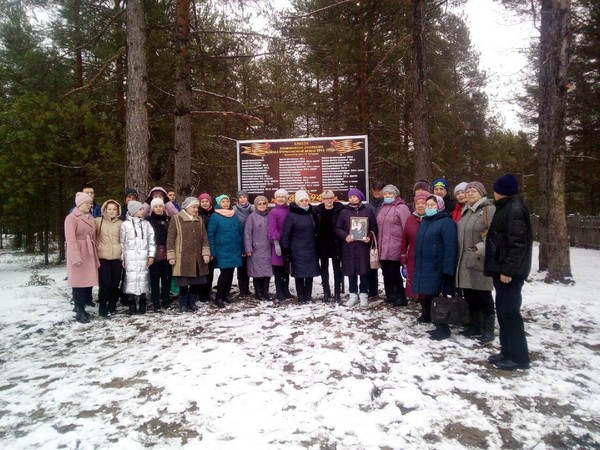 Открытие мемориальной доски в п.Югыдъяг.