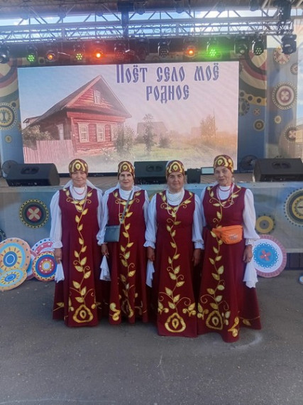 Коллектив "Мадаяс" в День района принял участие в конкурсном концерте "Поёт село моё родное". Коллектив "Мадаяс" в День района принял участие в конкурсном концерте "Поёт село моё родное".